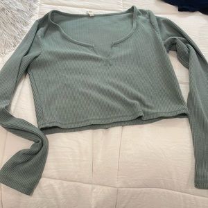 pacsun light green long sleeve
